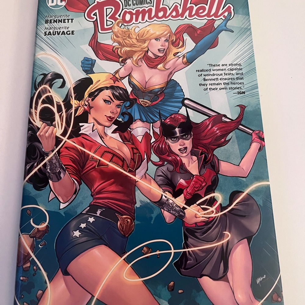 DC Comics Bombshells Back-Cover Art –